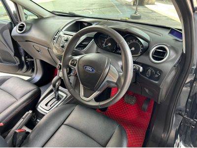 Ford Fiesta รูปที่ 14