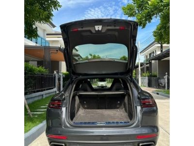 รถหรูสภาพป้ายแดง แต่คุ้มกว่ามาก Porsche Panamera sport turismo 2020 รูปที่ 14