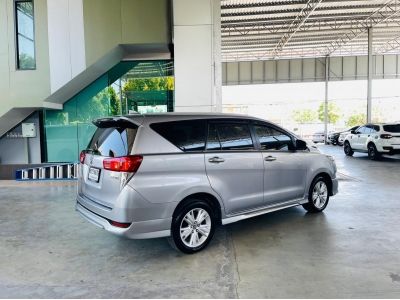 2017 TOYOTA INNOVA 2.8 V 2WD เครดิตดีฟรีดาวน์ รูปที่ 14