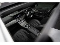 2019 Mercedes-Benz CLS300 2.0 d AMG Premium รถเก๋ง 4 ประตู วารันตีเหลือ ติดต่อโชว์รูมด่วนที่นี่ รูปที่ 14