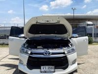 2017 Toyota Innova 2.8 Crysta NAVI SUV ดีเซล ประวัติศูนย์ สด ผ่อน ต่อต่อโชว์รูมที่นี่ รูปที่ 14