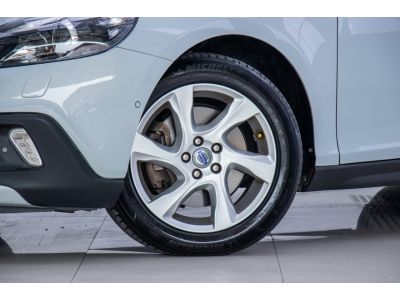 2014 VOLVO V40 T5  2.0 CROSS COUNTRY  ผ่อน 5,847 บาท 12 เดือนแรก รูปที่ 15