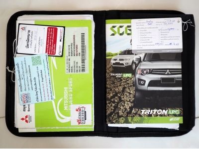 Mitsubishi pajero sport 3.0 V6 Auto MY 2014 รูปที่ 15