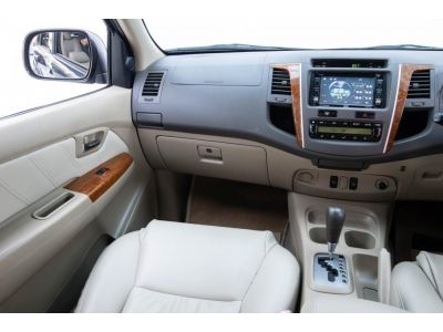 2008 TOYOTA FORTUNER  2.7 V  ผ่อน  34,343  บาท 12 เดือนแรก รูปที่ 15