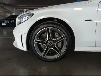 Mercedes-Benz C-Class C300E 2.0 Amg Dynamic Facelift (Ckd) ปี 19 AT (รถมือสอง ราคาดี เจ้าของขายเอง รถสวย สภาพดี ไมล์แท้) รูปที่ 15