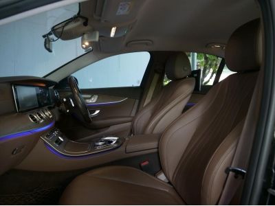 2017 Mercedes Benz E-CLASS  E350 2.0 Exclusive รูปที่ 15