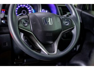 2019 HONDA JAZZ GK 1.5RS  ผ่อน 4,687 บาท 12เดือนแรก รูปที่ 15