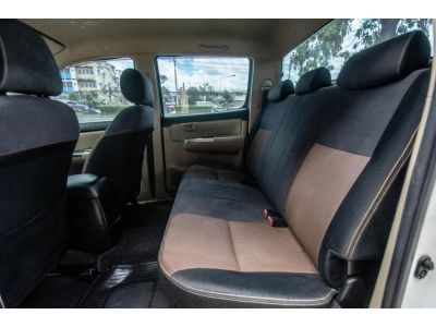 Toyota Vigo 2.5E Double Cab Prerunner ดีเซล รูปที่ 15