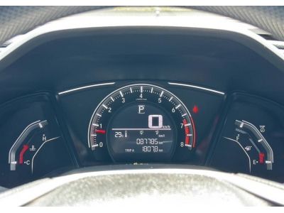 2018 Honda Civic FC 1.8E ดอกเบี้ยพิเศษสำหรับ ลูกค้าเครดิตดี เริ่มต้น 2.79 รูปที่ 15