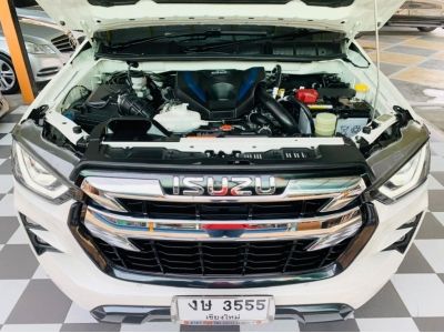 ISUZU D-MAX 3.0 M HI-LANDER DDI เกียร์ออโต้ ปี 2020 รูปที่ 14