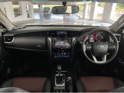 Toyota Fortuner 2.8 V TRD Sportivo 2019 รูปที่ 15