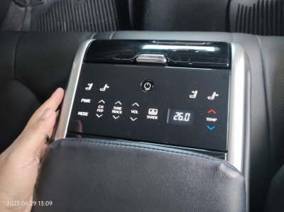 2019 TOYOAT CAMRY 2.5 HV PREMIUM auto ไมล์ 40xxx km รูปที่ 15