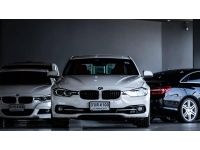 2017 BMW 330E 2.0 Sport รถเก๋ง 4 ประตู รถศูนย์ บุ๊ค คู่มือ กุญแจครบ จองด่วนที่นี่ รูปที่ 15
