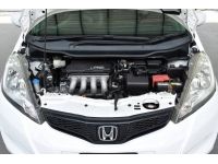 2011 Honda JAZZ 1.5 V i-VTEC รถเก๋ง 5 ประตู ฟรีดาวน์ ตัวไมเนอร์เช้นท์ ขับดีมากคันนี้ รูปที่ 15