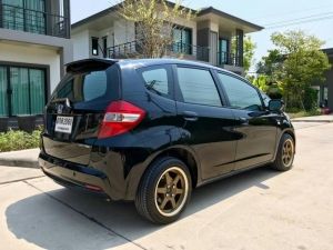 HONDA JAZZ 1.5 V  i-VTEC CVT ปลายปี 2011 จด 2012 เกียร์AUTO  สภาพนางฟ้า รูปที่ 1