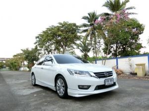 Honda Accord 2.0 ELรุ่น top เนวิเกเตอร์ปี 2013 สีขาวรถมือเดียวจากป้ายแดงไม่เคยมีอุบัติเหตุไม่เคยติดแก๊สสภาพสวยพร้อมใช้ รูปที่ 1