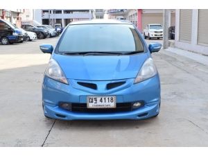 Honda Jazz 1.5  V i-VTEC Hatchback AT รูปที่ 1