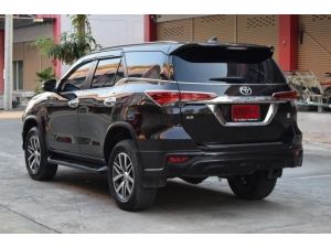 Toyota Fortuner 2.8 (ปี 2016) V SUV AT รูปที่ 1