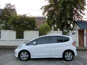 Honda Jazz 1.5 SV รุ่น Top ปี2008 รถมือเดียวออกห้างป้ายแดงสภาพสวยเดิมๆไม่เคยมีอุบัติเหตุไม่เคยติดแก๊สค่ะ รูปที่ 1