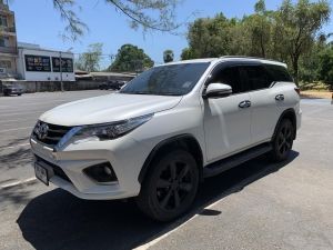TOYOTA FORTUNER TRD SPORTIVO 4WD รูปที่ 1