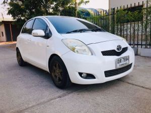 TOYOTA YARIS 1.5 E เกียร์ AT ปี2011 พร้อมแม็กแต่งจ้า รูปที่ 1