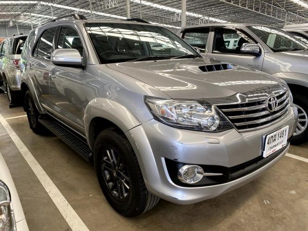 FORTUNER 3.0 V 4WD รูปที่ 1