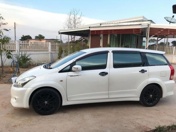 รถบ้านใช้เอง 7 ที่นั่ง toyota wish รูปที่ 1