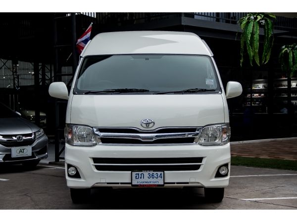 2012 Toyota Hiace COMMUTER D4D 2.5 MT Van รูปที่ 1