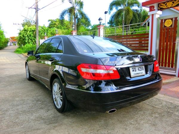 BENZ E200 CGI ELEGANCE ( W212) ปี2012 รถสวยมือเดียวจากป้ายแดง ไมล์ 6 หมื่นกิโลแท้ๆมีประวัติศูนย์มีบุ๊คเซอร์วิสครบเช็คได้ค่ะ รูปที่ 1