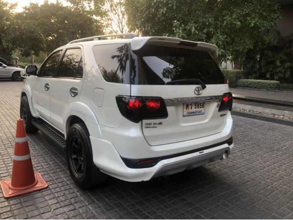 Toyota fortuner หน้า champ 3.0V ปี 2012 รุ่นฉลอง50ปี รูปที่ 1