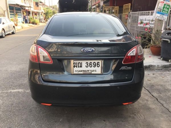 Ford Fiesta ปี 12 ติด LPG ผู้หญิงขับ มือเดียว 120000 บาท รูปที่ 1