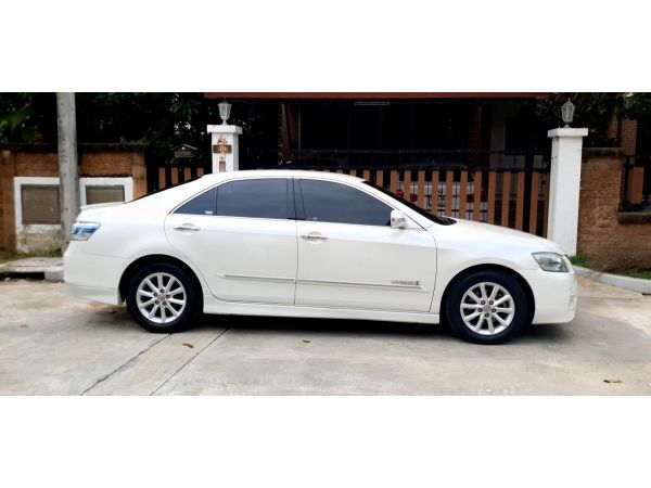 ขายรถบ้าน TTOYOTA CAMRY HYBRID 2.4 ปี2011 สีขาว ไมล์น้อย รูปที่ 1