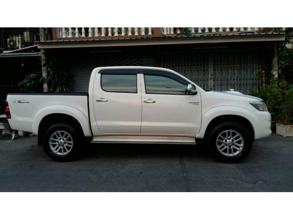 2015 TOYOTA HILUX VIGO, 2.5 GMT DOUBLE CAB PRERUNNER รูปที่ 1