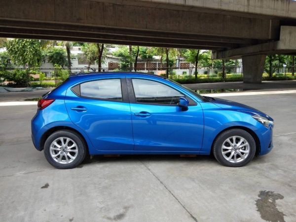 2015 mazda2 1.3 highplus รูปที่ 1