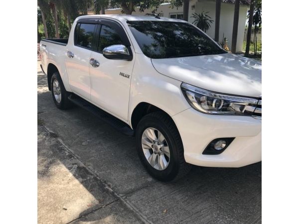 Toyota Revo Double Cab Prerunner 2x4 2.4E M/T รูปที่ 1