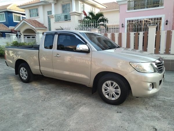 รถบ้านมือเดียว ปี2012 สภาพเดิมๆ ไม่เคยซ่อมสี ไม่เคยชนหนัก Toyota Hilux Vigo 2.7j SMARTCAB CNG รูปที่ 1