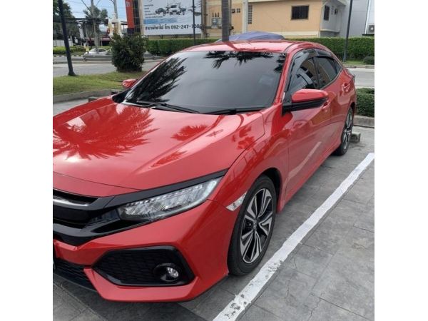 Honda Civic Hatchback ตัว Top ฟังก์ชั่นล้นๆ สภาพน้องๆป้ายแดง มือเดียว รถออกมา ปีกว่า ราคาป้ายแดง 1,1169,000 บาท รวมจัดไฟแนนซ์ 1,3xx,xxx บาท รูปที่ 1