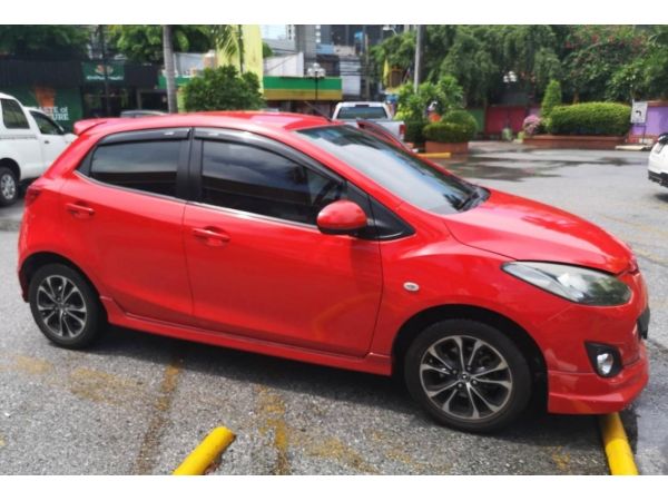 ขาย MAZDA 2 สีแดง ปี 2011 รูปที่ 1