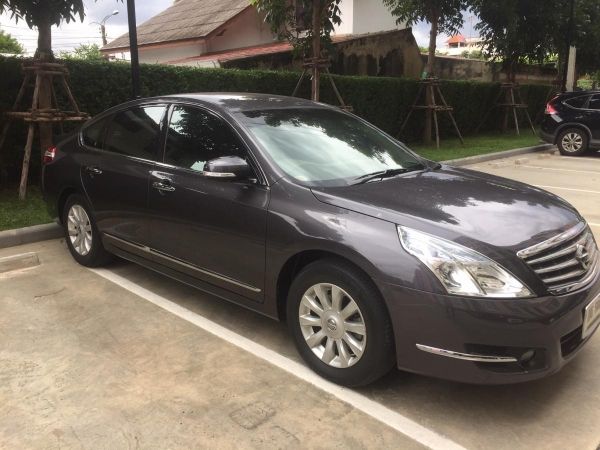 nissan teana 2.0 XL  สีเทา  รถบ้าน รถสวย ไม่ติดแก๊ส ไม่เคยเกิดอุบัติเหต เข้าศูนย์เช็คระยะตลอด                                                       ยเกิดอุบัติเหตุ เข้าศูนย์เช็คระยะตลอด รูปที่ 1