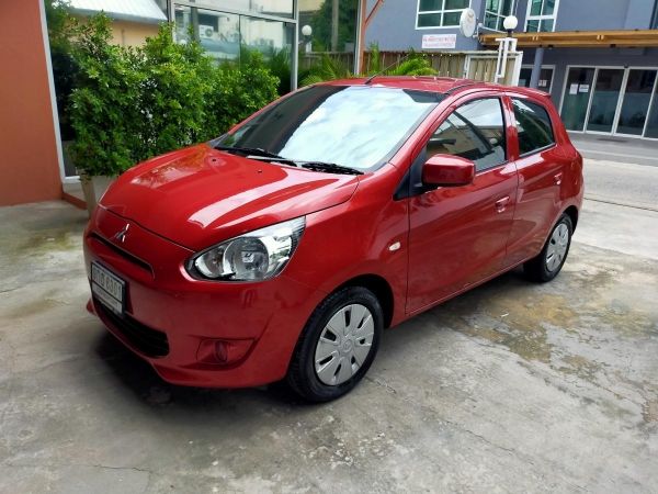 ต้องการขายรถยนต์นั่งส่วนบุคคลไม่เกิน 7 ที่นั่ง MITSUBISHI Mirage สีแดง รูปที่ 1