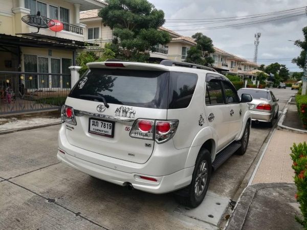 FORTUNER ฟอร์จูนเนอร์ รุ่นพิเศษ 50 ปี - เบาะหนังแท้สีดำและเบาะคนขับมีนวดไฟฟ้าเฉพาะรุ่นนี้ รถบ้าน เจ้าของขายเอง รูปที่ 1