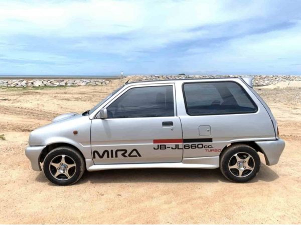 ขายรถ มิร่า Mira Daihatsu สี บรอนซ์เงิน  ปี 47 ทะเบียน สงขลา แอร์เย็น ล้อแม็กซ์  ห้องเครื่องเปลี่ยนอะไหล่ใหม่ไปหลายรายการ รูปที่ 1