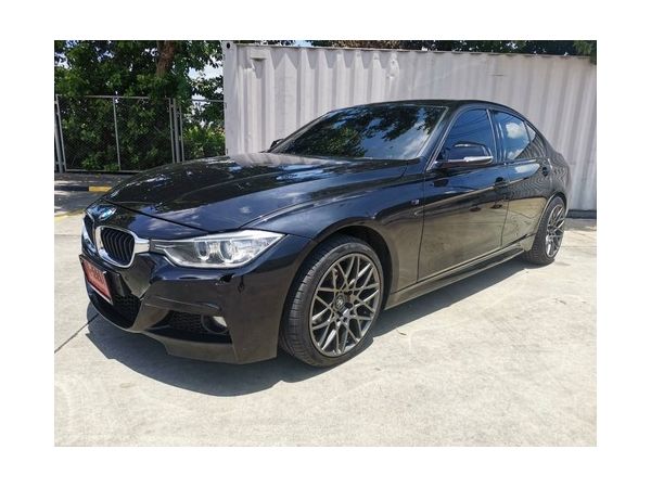 ขายรถ BMW 320D M SPORT ปี 2015 ชุดแต่ง M ล้อแม็ก M 4 ขอบล้อ18’ ยางใหม่ 2019 ไม่เคยมีประวัติศูนย์ รถไม่เคยมีอุบัติเหตุ (เจ้าของขายเองรถบ้าน) รูปที่ 1