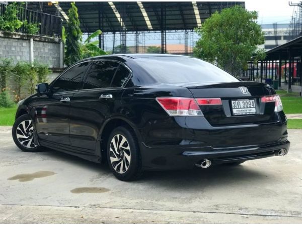 Honda Accord 2.0EL Sedan AT 2010จด11 รูปที่ 1