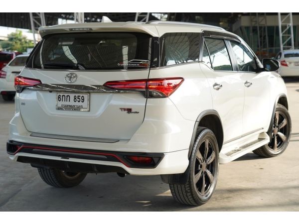 Toyota Fortuner 2.8 TRD ปี 2016 รูปที่ 1