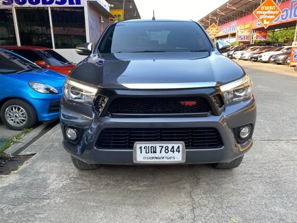 TOYOTA REVO 2400 DIESEL DOUBLE CAB 2017 กระบะ 4 ประตู รูปที่ 1