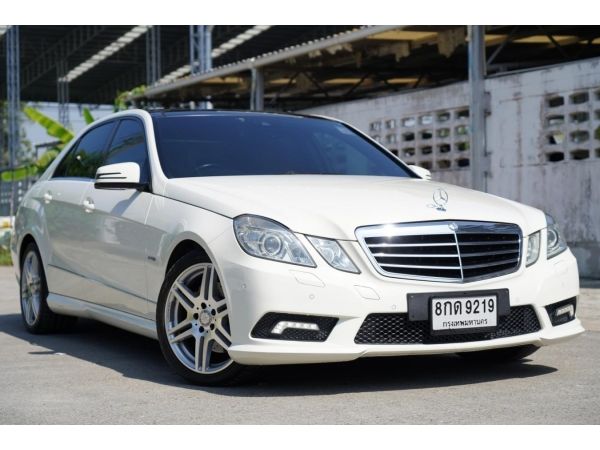 BENZ E200 CGI SALOON W212 ปี 2011 รูปที่ 1