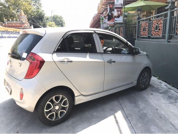 Kia Picanto 1.2EX มือเดียว ขับดีไม่มีชน เบาะหนังแท้สีดำขลิบแดง รูปที่ 1