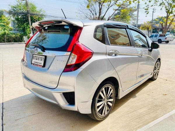 HONDA JAZZ 1.5 SV ตัวTOP ปี2017 รถสวย มือเดียวป้ายแดง รูปที่ 1