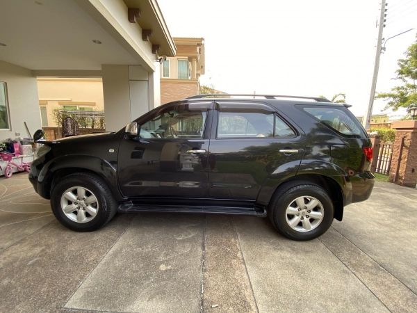 FORTUNER 3.0V 4WD รถบ้านแท้ ๆ เจ้าของขายเอง รูปที่ 1